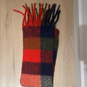 Aritzia wool fringe scarf